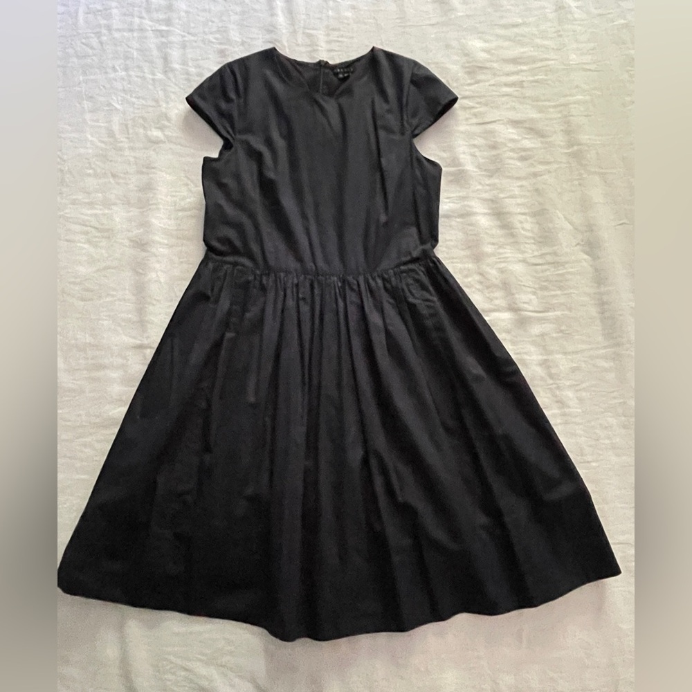 Theory Dark Navy Zip-Up Dress (size 10)